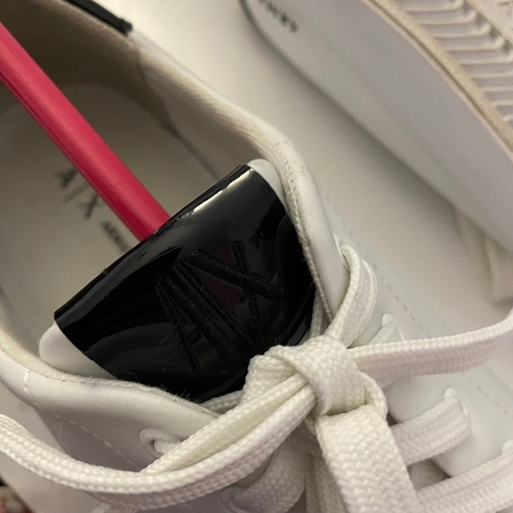 Armani exchange white sneakers size 8 - Picture 6 of 6
